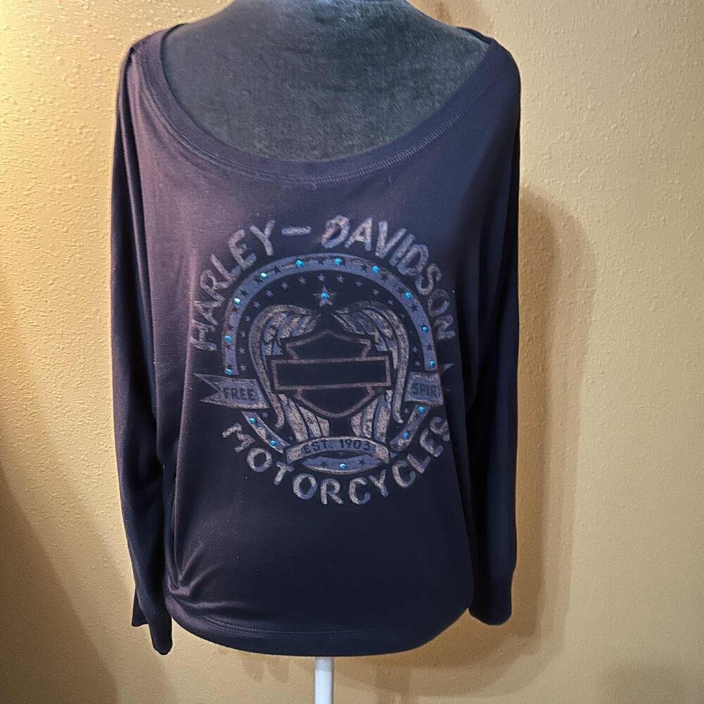 Harley Davidson Graphic long sleeved top, navy/blue/cream. Size Large.